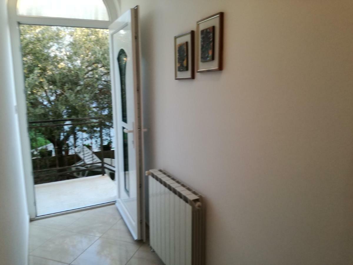 Jenny Apartment